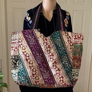 💕💕 NWOT Beautiful Weekend Big Bag